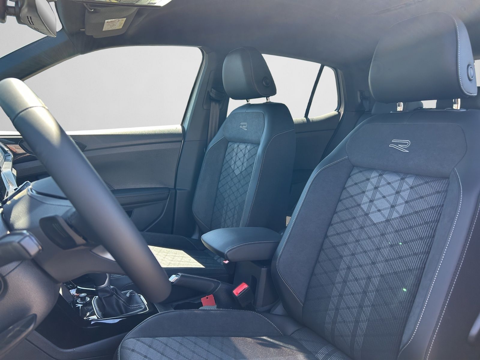Volkswagen T-Cross - Bild 14