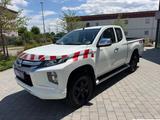 Mitsubishi L200 Club Cab 4WD Klima Alu AHK - weiße Mitsubishi L200