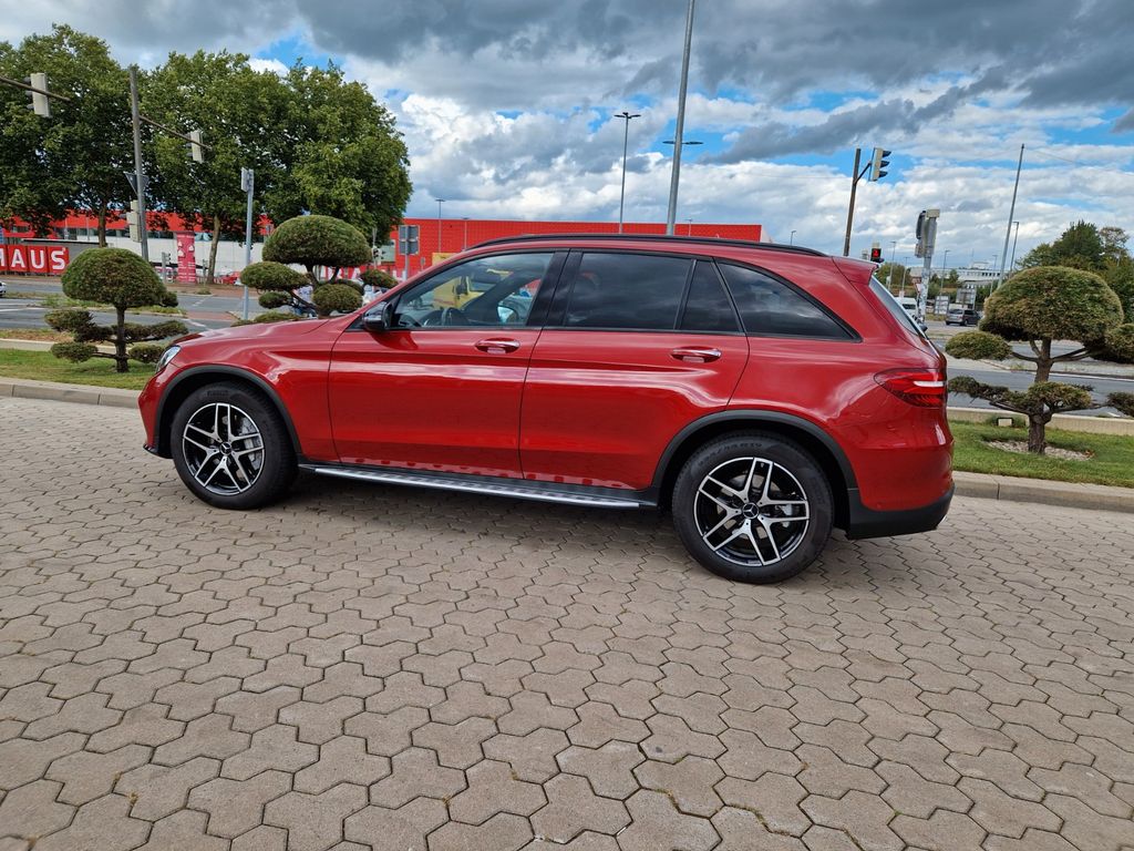 Image of Mercedes-Benz GLC 220