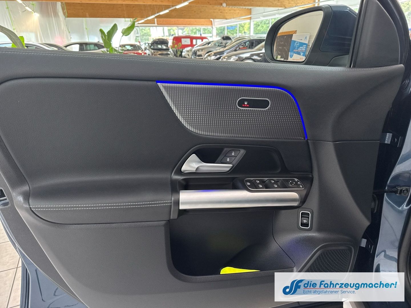 Fahrzeugabbildung Mercedes-Benz EQA 250 Navi Digitales Cockpit LED El. Heckklapp