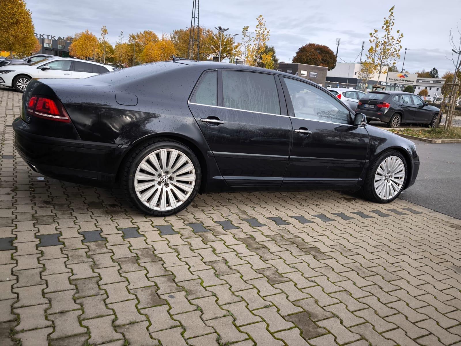 Volkswagen Phaeton 3.0 V6 TDI 4MOTION Kühlschrank Tausch mö