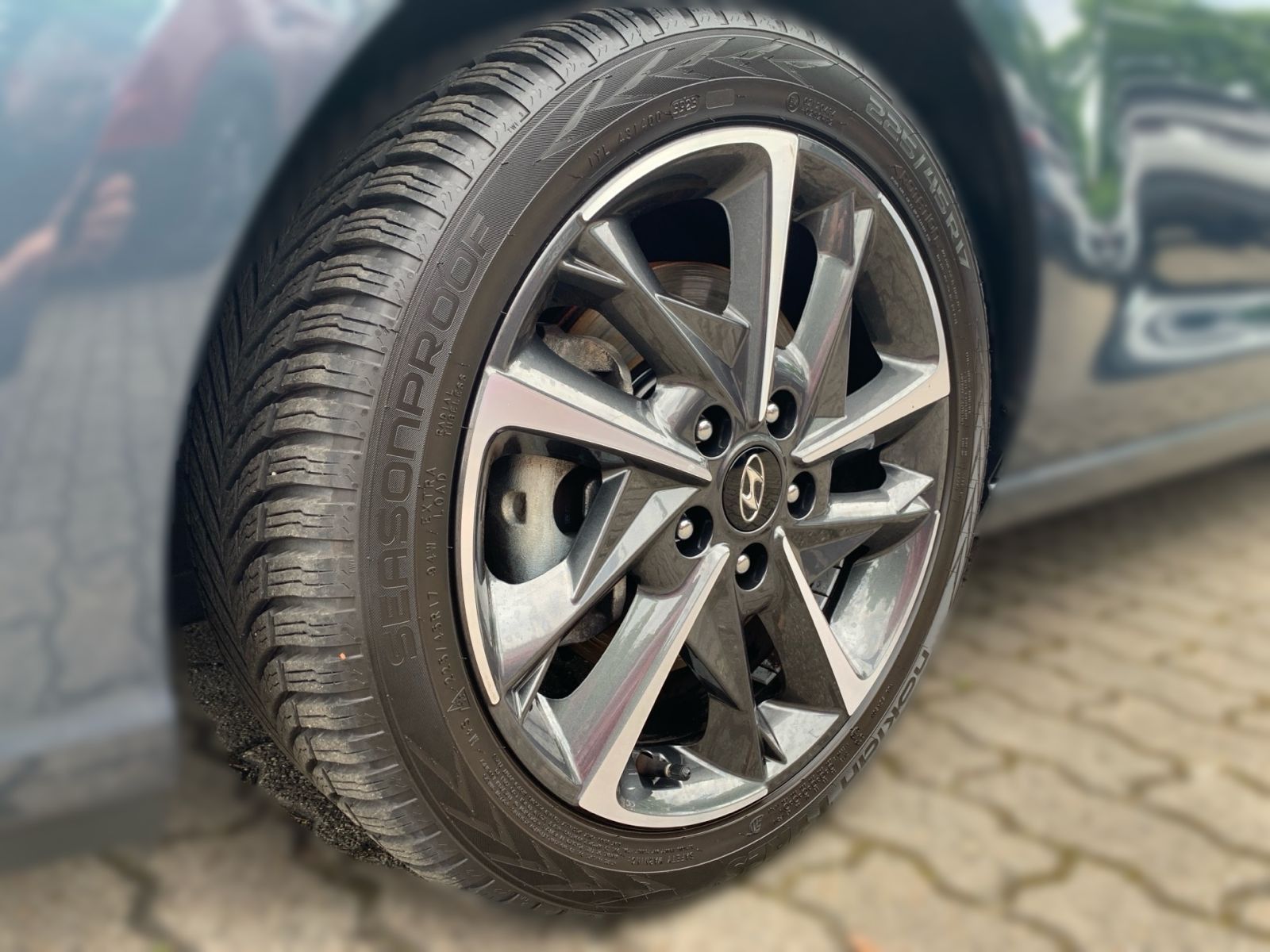 Fahrzeugabbildung Hyundai i30 Kombi 1.0 T-GDI 7-DCT Trend Mild-Hybrid Navi