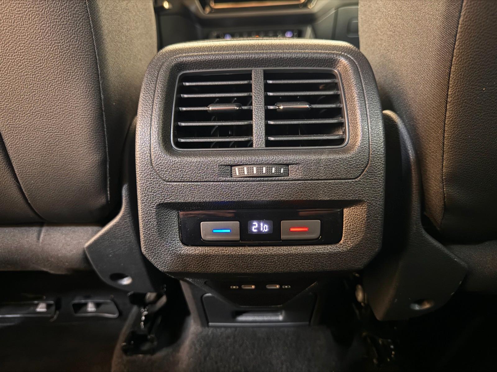 Volkswagen Touran Highline 1.5 TSI ACT DSG/NAVI/CAM/LED/AHK, миниатюра 27
