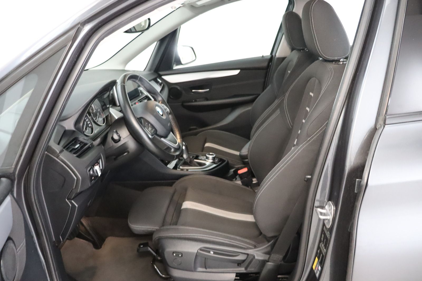 Fahrzeugabbildung BMW 225 xe i Performance Advantage Active Tourer