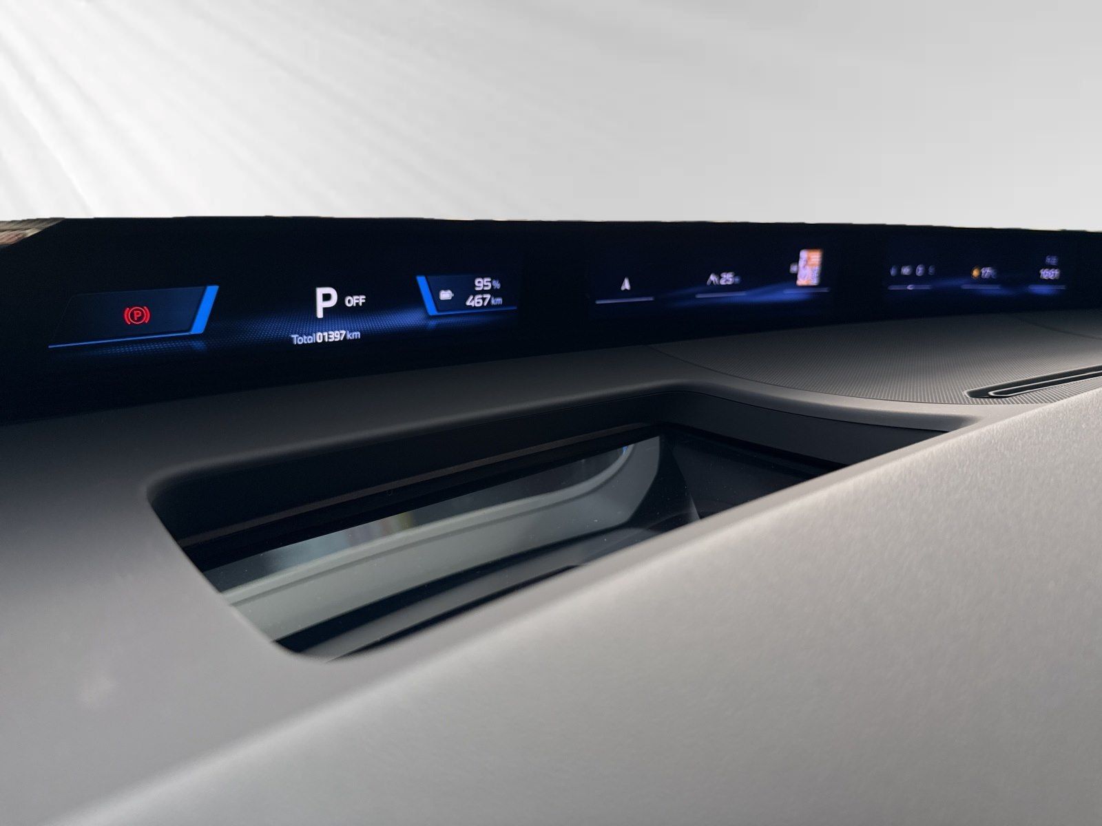 BMW iX3 - Bild 25