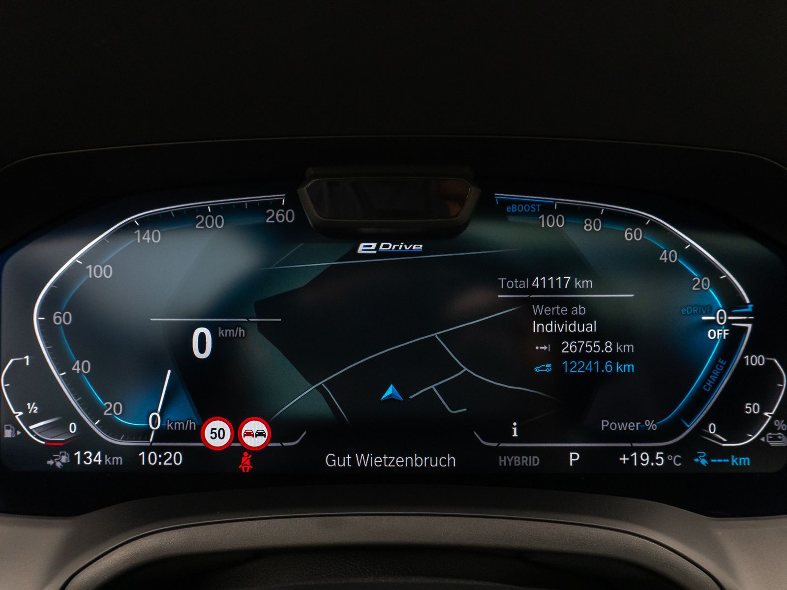 Fahrzeugabbildung BMW 330e xD M Sport Panoram Kamera Laser HUD DAB H/K