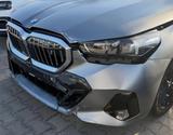 BMW i5 40 M-SPORT HUD/B&W/PANO/MEM/SITZLÜFTUNG/360* - BMW Unfallwagen