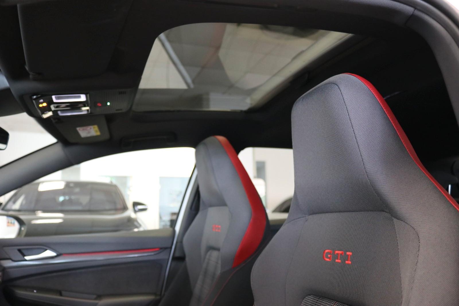 Volkswagen Golf VIII GTI Black Style AHK Pano Matrix H&K, миниатюра 12