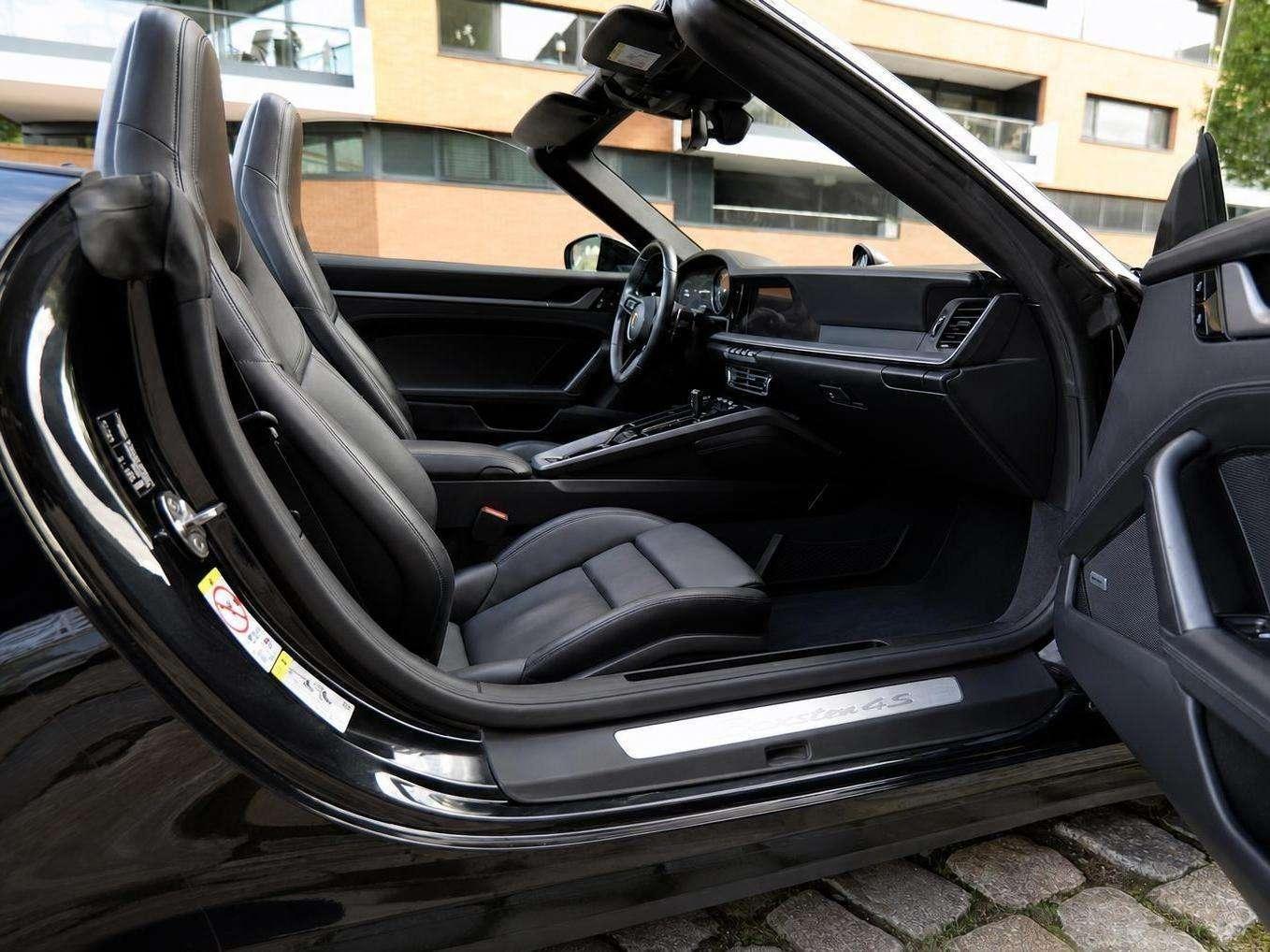Porsche 992 911 (992) Carrera 4S Cabriolet   Lift   Spor