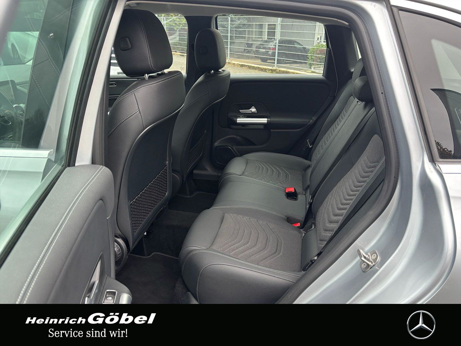 Fahrzeugabbildung Mercedes-Benz B 180 PROGRESSIVE*TOTWINKEL*KAM*LED*APPLE-CARPLA