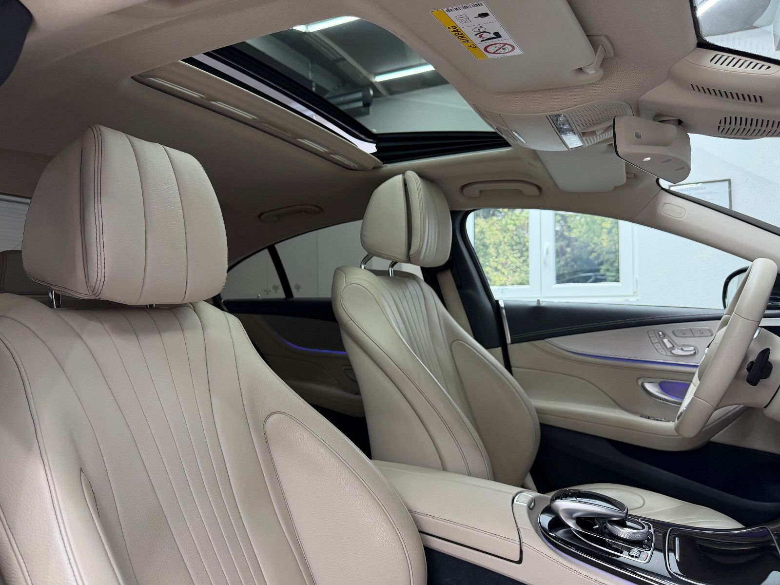Fahrzeugabbildung Mercedes-Benz CLS 350 d 4Matic AMG-LINE/HuD/eGSD/DISTR+/STHZ