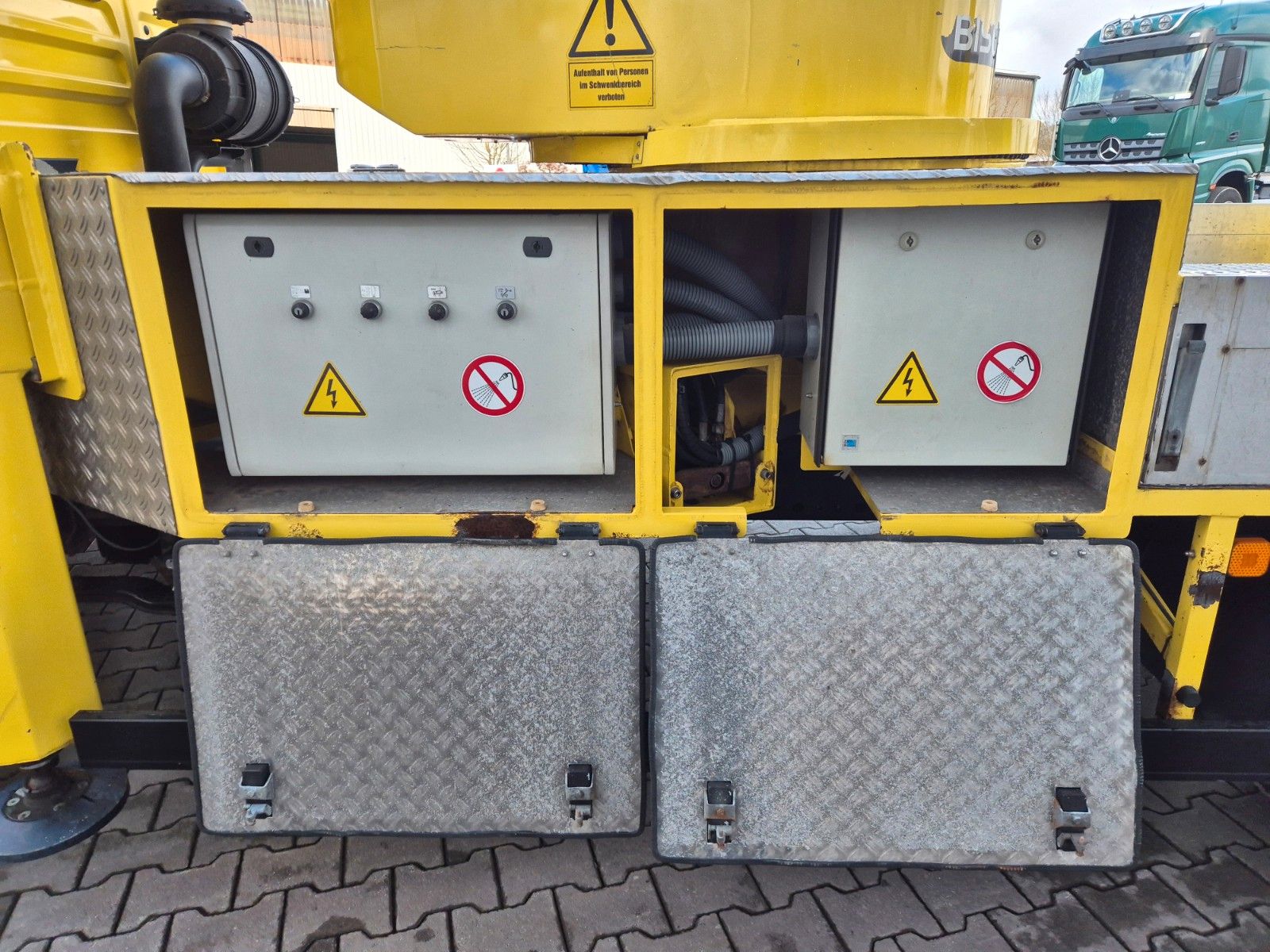 Fahrzeugabbildung MAN TGL 8.150 4x2 Bison Palfinger TKA 30