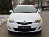 Opel Astra J Lim. 5-trg. 1.7 CDTI Design Edition - Opel Astra: 7 Cdti