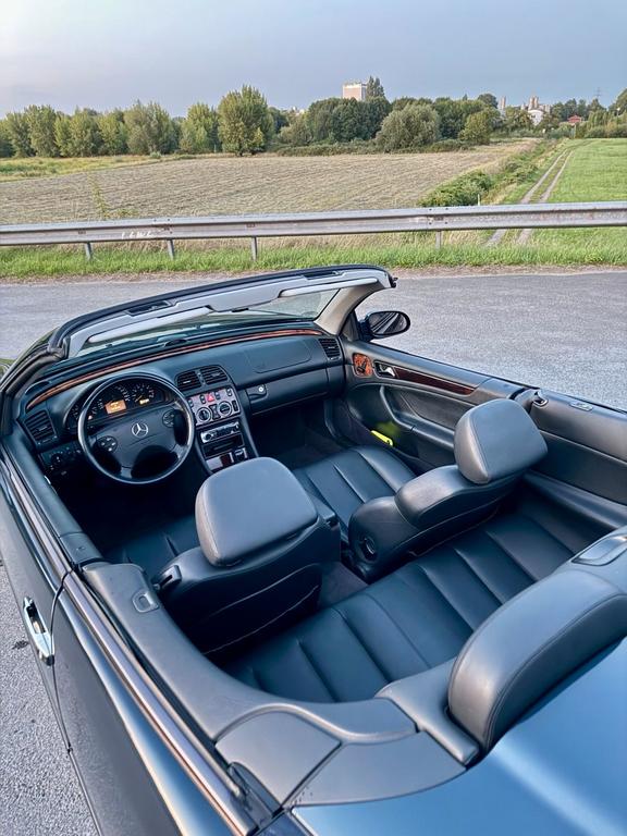 Mercedes-Benz CLK 200