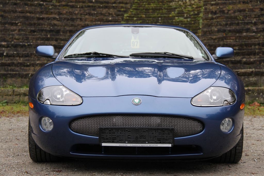 Jaguar XKR