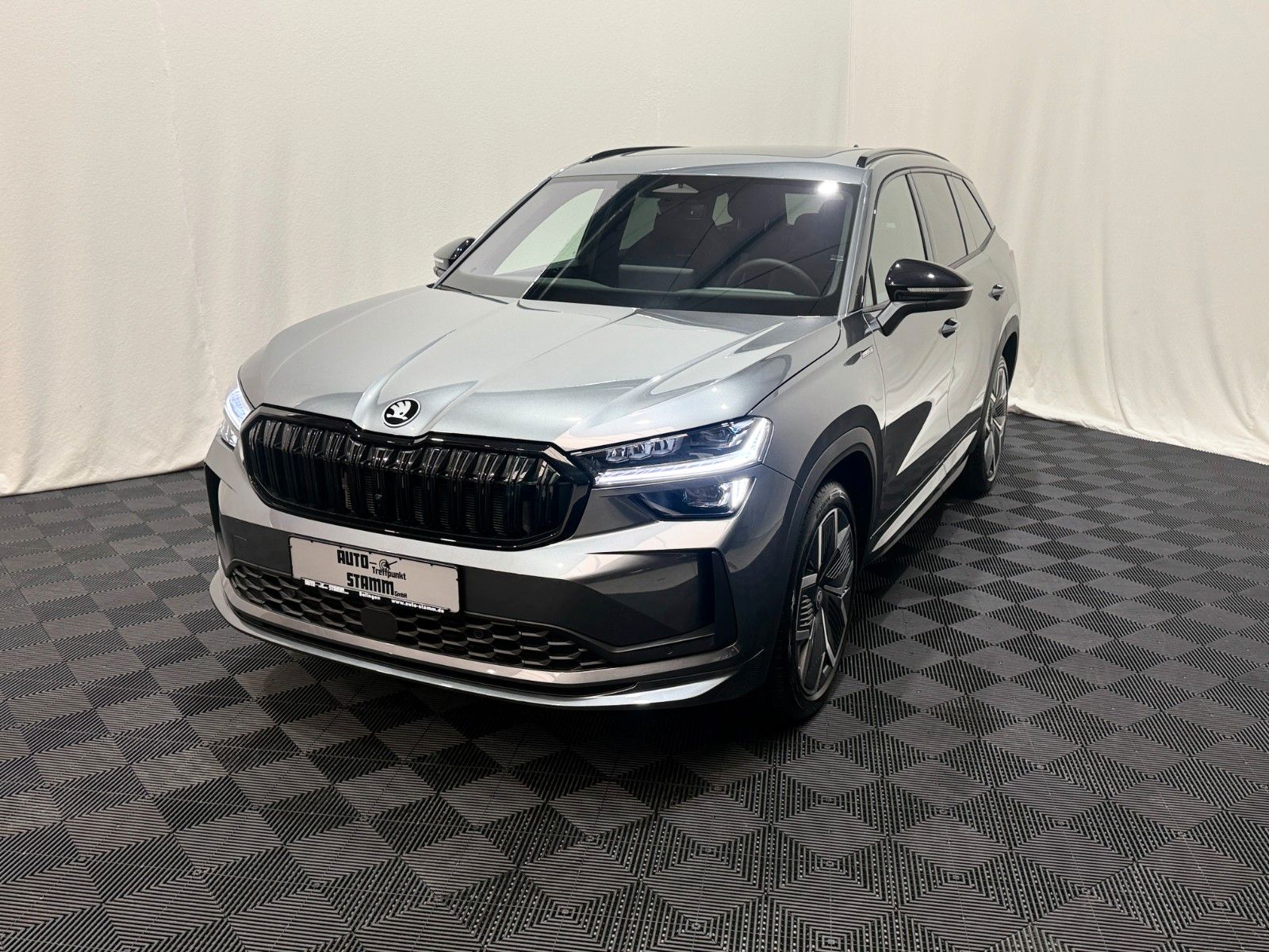 Fahrzeugabbildung SKODA Kodiaq 1.5 TSI DSG Sportline