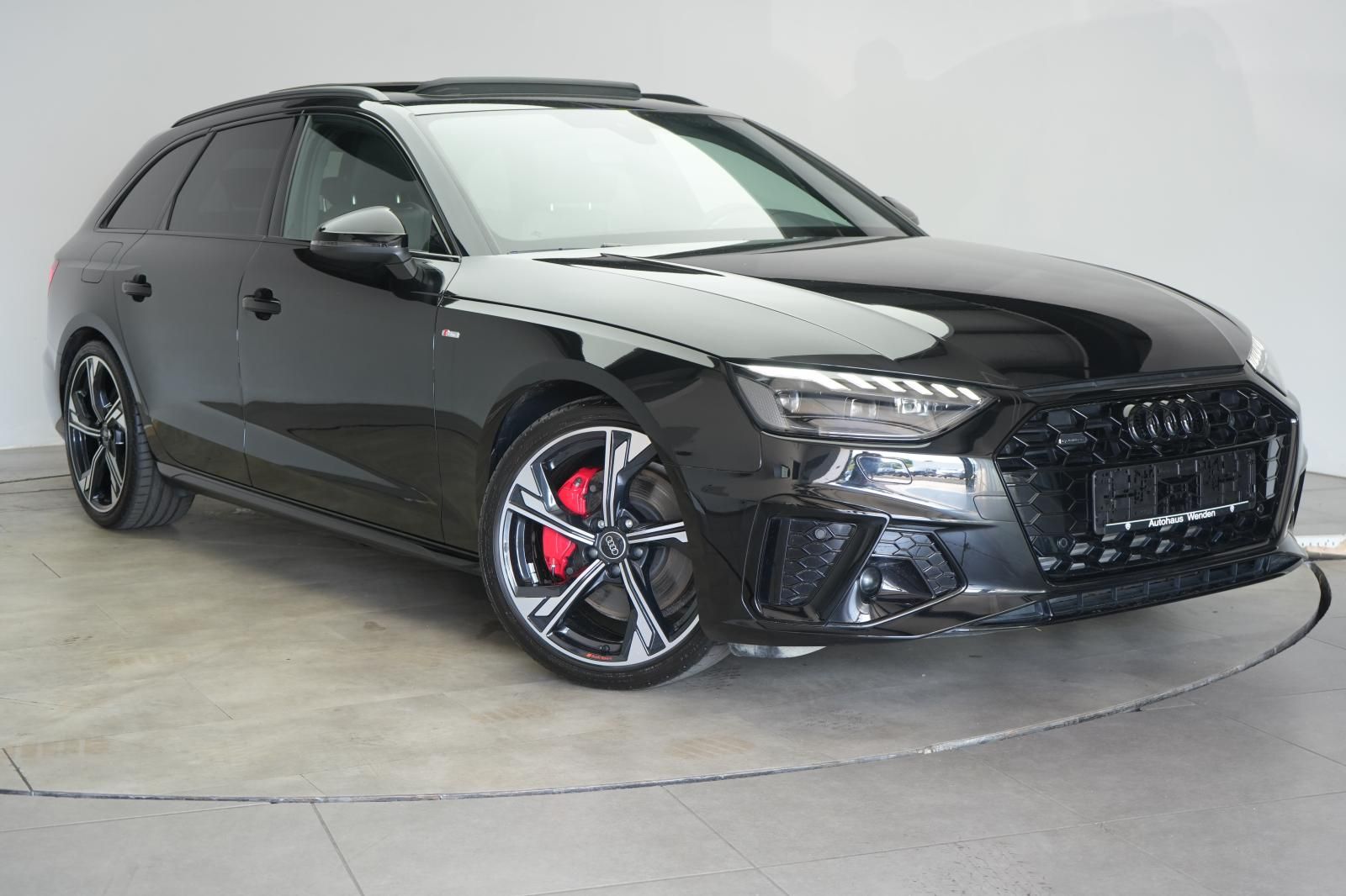 Audi A4 45 TFSI quattro S line Competition ACC Virtua