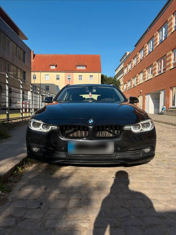 Image of BMW 320