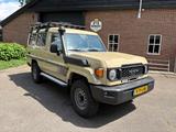 Toyota GRJ78 Buschtaxi - Toyota Land Cruiser: 78