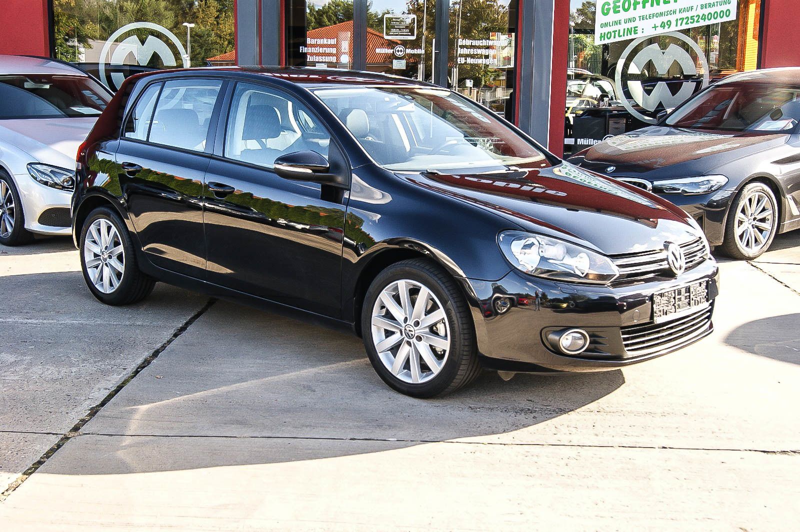 Fahrzeugabbildung Volkswagen Golf VI 14TSI Highline STANDHEIZUNG PARKLENKASS.