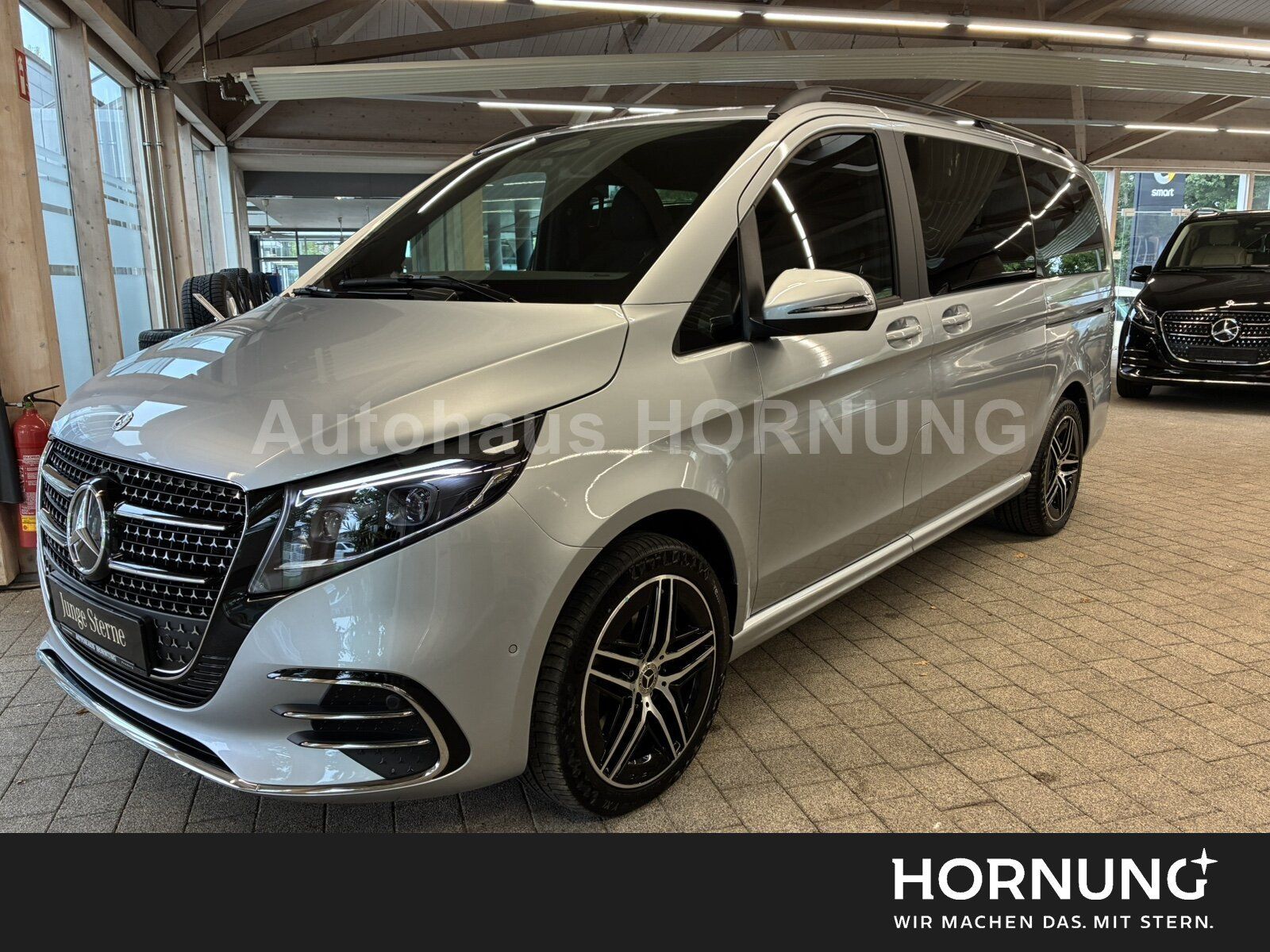 MERCEDES-BENZ V 250 d 4M*AMG*STYLE*STHZG*AHK2500*DISTRONIC*LED
