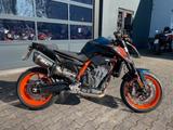 KTM 890 Duke R Tech Pack  viel Zubehör - KTM 890 DUKE R