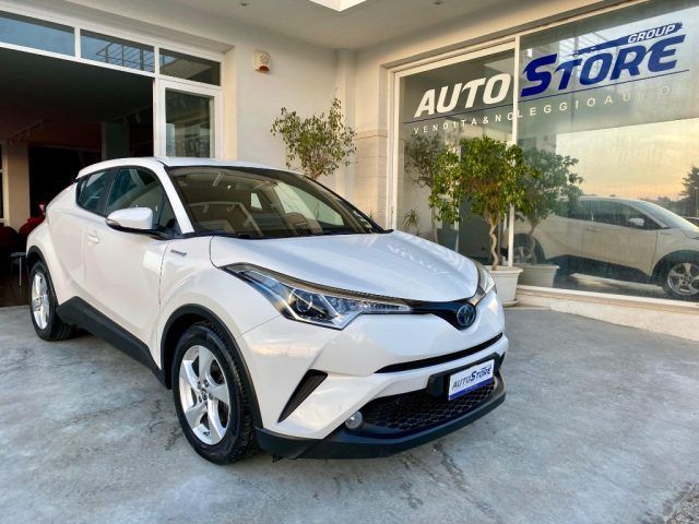 Toyota TOYOTA C-HR 1.8 Hybrid E-CVT Active