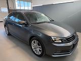 Volkswagen Jetta 1.4 TSI 92kW DSG BMT ALLSTAR TÜV NEU - Volkswagen Jetta: 1.9
