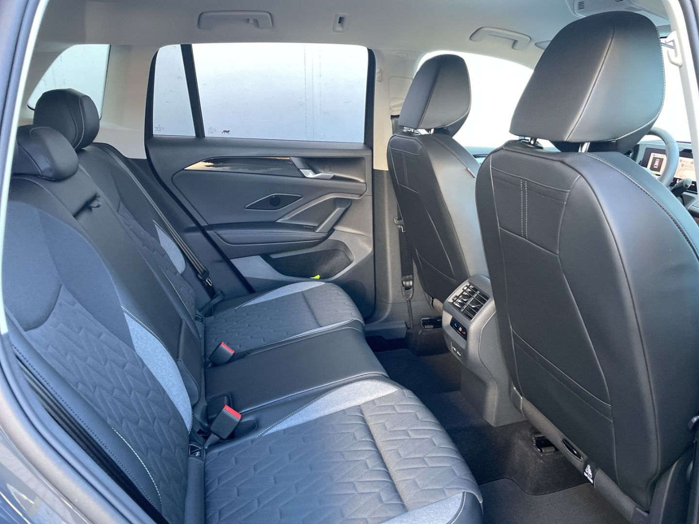 Tiguan ENERGY 2.0TDI DSG Navi/LED/ACC/360°Kamera