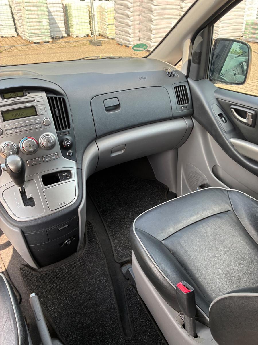 Hyundai H-1 Starex 8 Sitzer Automatik 