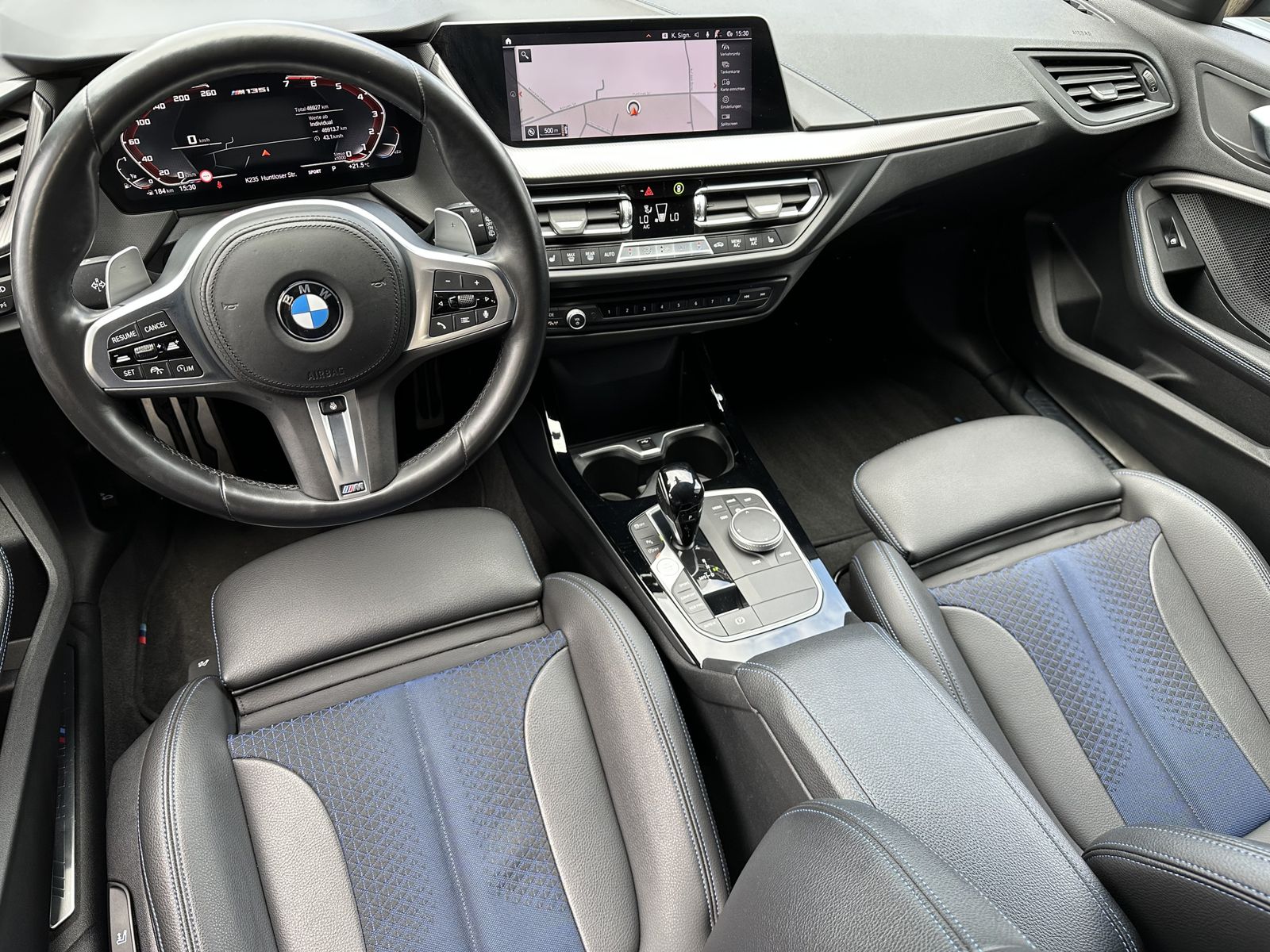 Fahrzeugabbildung BMW M135i xDrive 5-Türer NAV+LED+ACC+COMFORT-PAKET