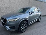 Volvo XC90 D5 AWD Geartronic Momentum - Volvo XC90: Momentum