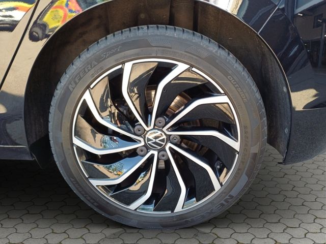 Golf 1.5 eTSI Style DSG/AHK/SHZ/LED/NAVI/KLIMA/E
