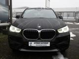 BMW X1 sDrive 18i Advantage FACEL. LED NAVI SHZ PDC - BMW X-Reihe SUV