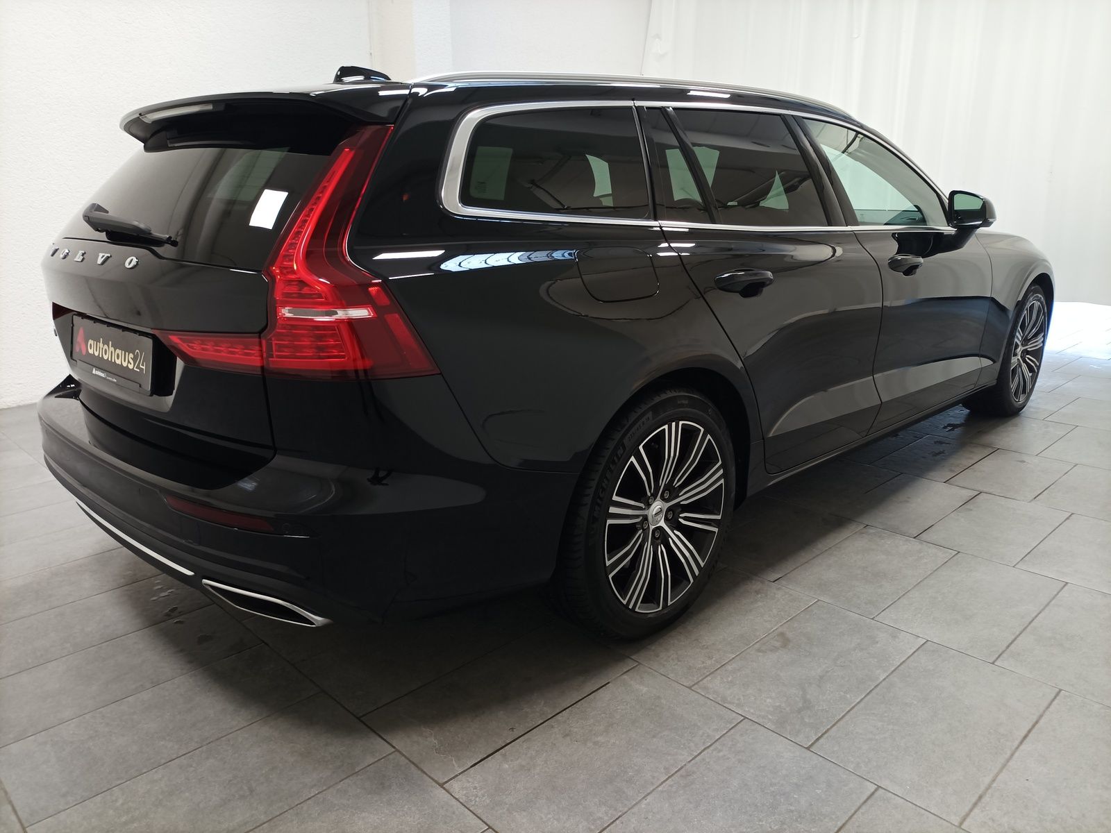 Volvo V 60 T6 AWD|AHK|Navi|HUD|LED foto 5