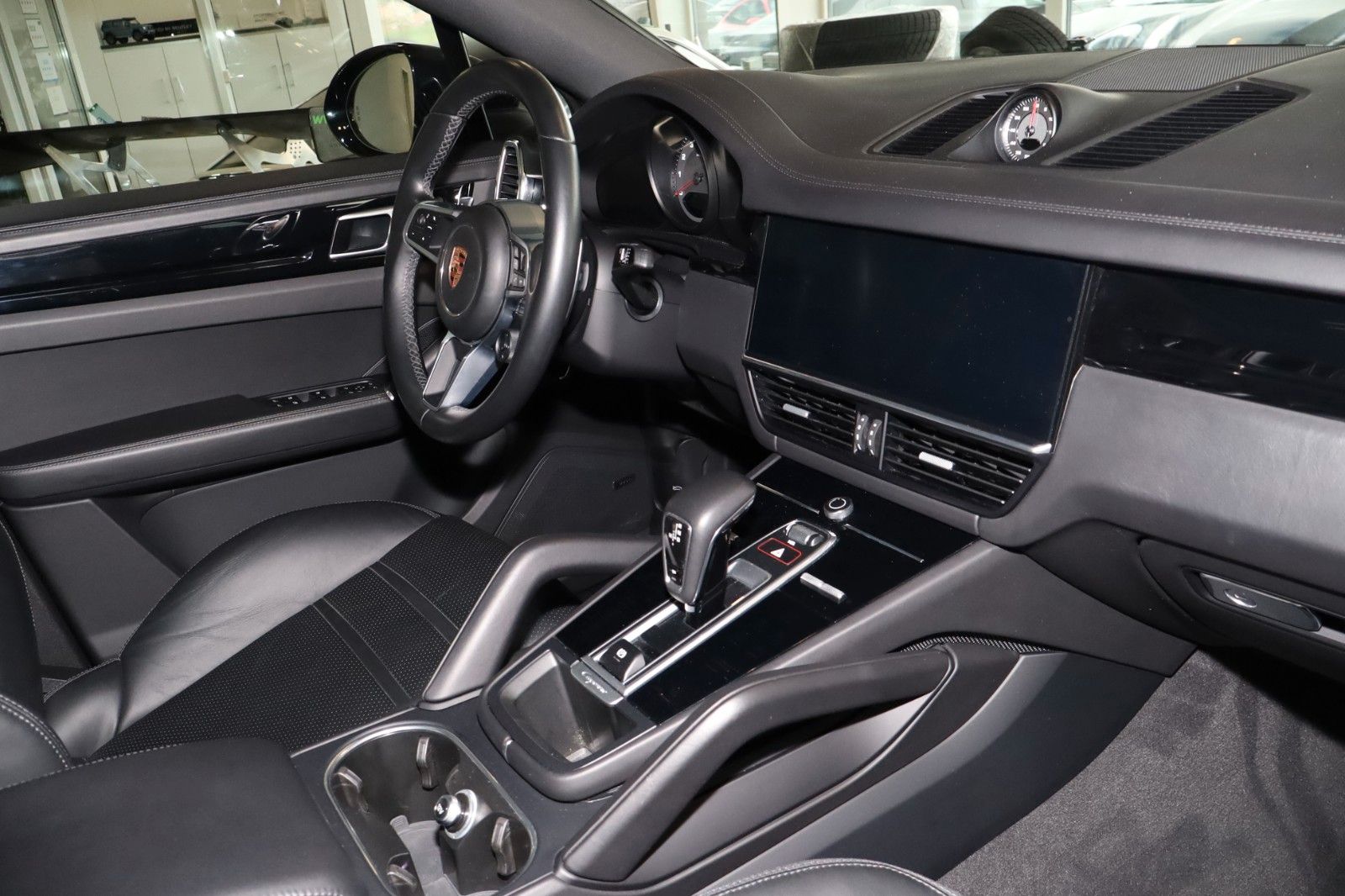 Fahrzeugabbildung Porsche Cayenne Coupe SportDesignPaket, ACC, AHK,Keyless