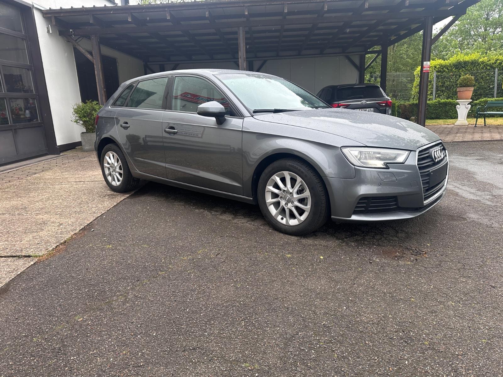 Audi A3 Sportback-TDI-XENON-Navi-85tkm-Original-1Ha