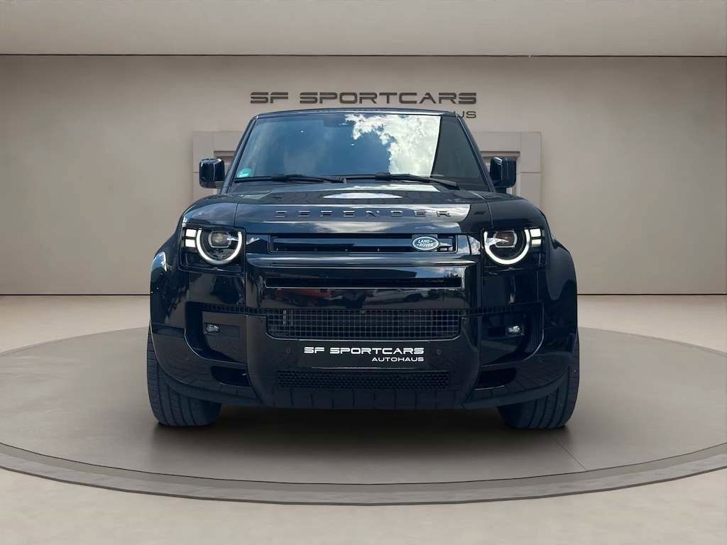 LAND-ROVER Defender 2026