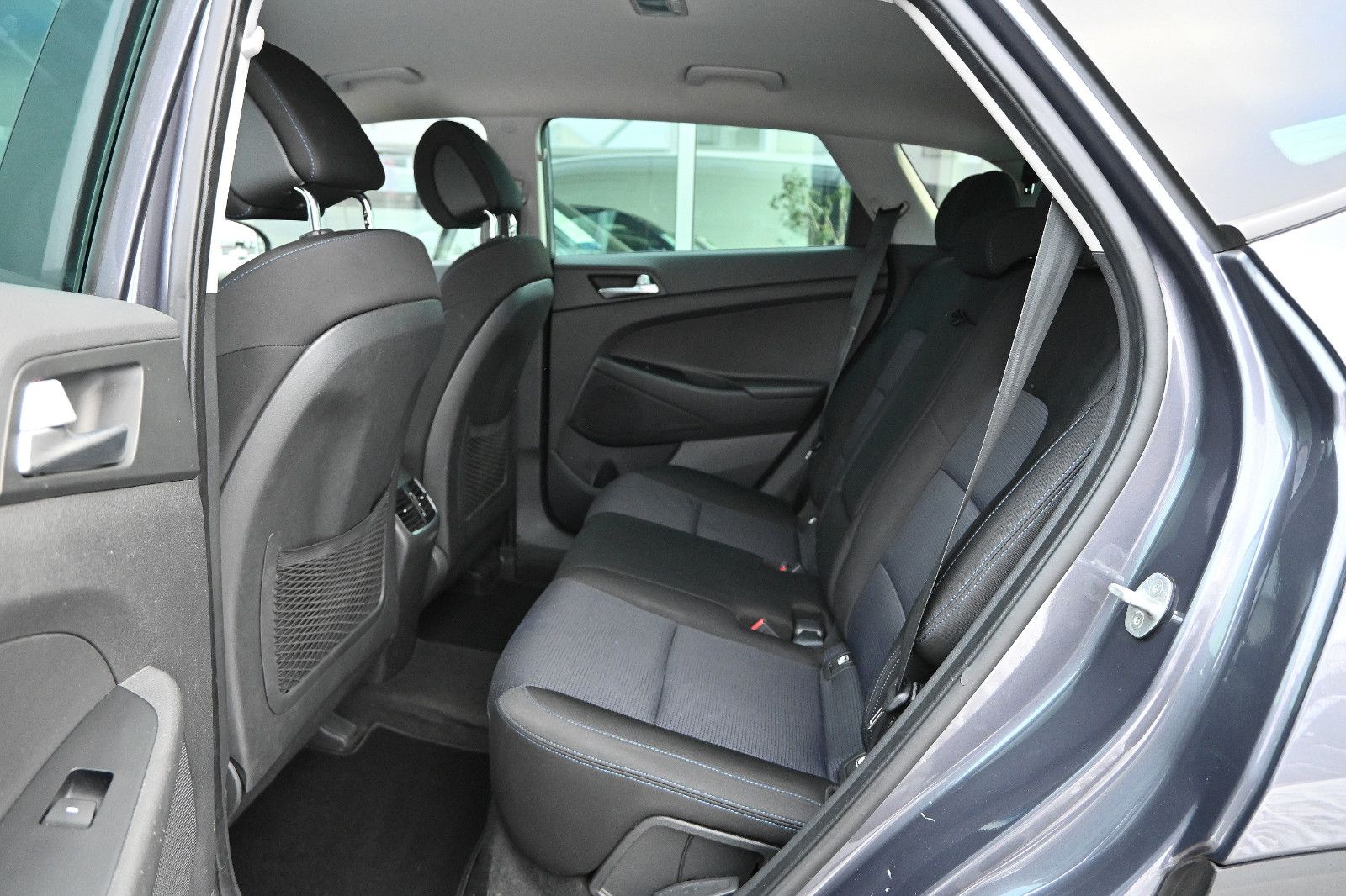 Fahrzeugabbildung Hyundai TUCSON 1.6 T-GDI Intro Edition °PDC VO+HI°KAMERA