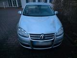 Volkswagen volkswagen jetta  5500 euro - gebrauchte VW Jetta aus dem Jahr 2010