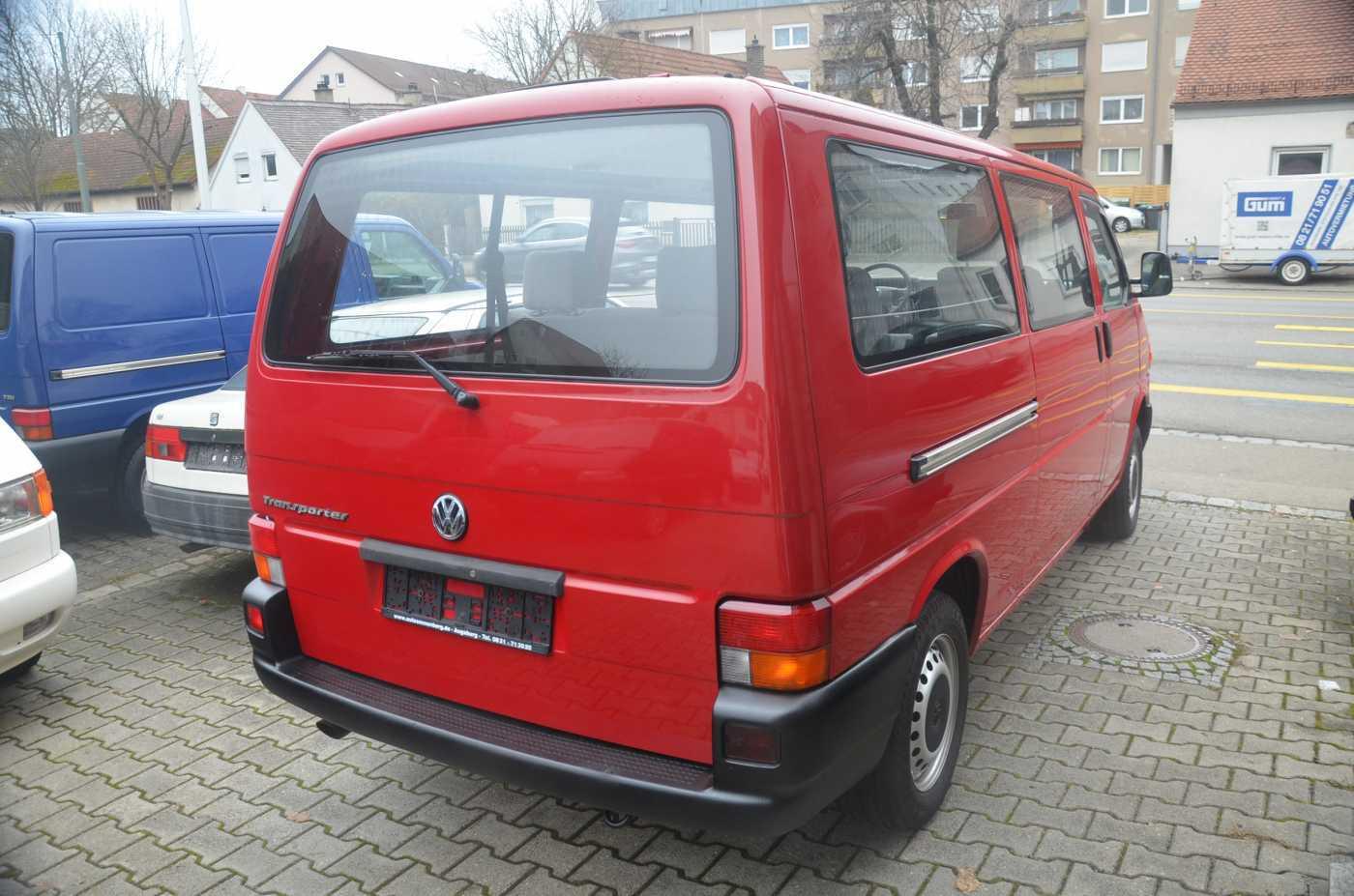 Volkswagen T4 Bus 2.5 Benziner,  Langer Radstand,  Schiebed