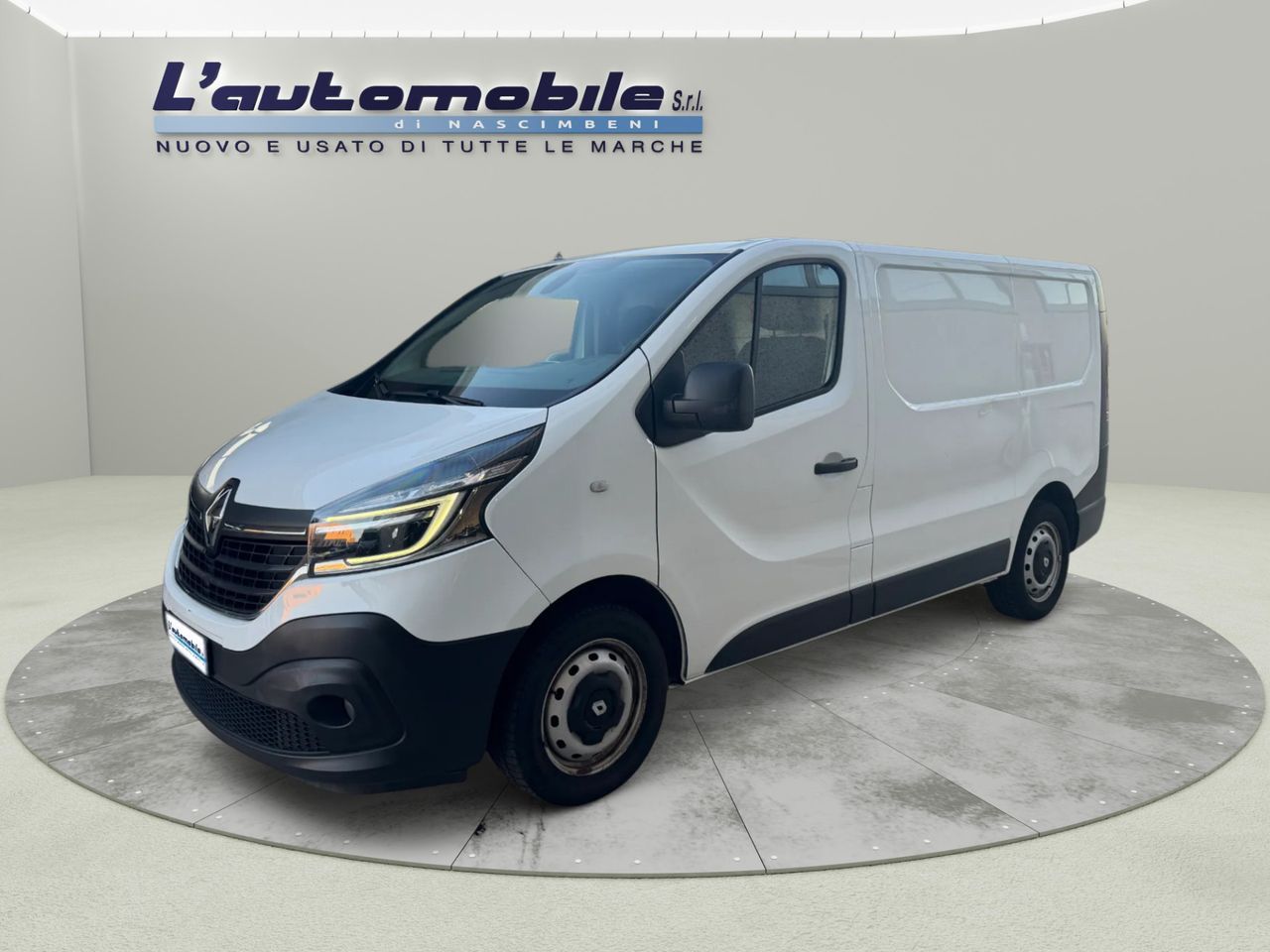Renault Trafic - 1