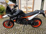 KTM 890 SMT mit Akrapovic & Techpack - KTM ABS SMT