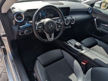 Mercedes CLA 220 Shooting Brake - 5