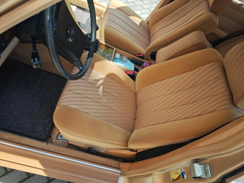 Mercedes-Benz 280