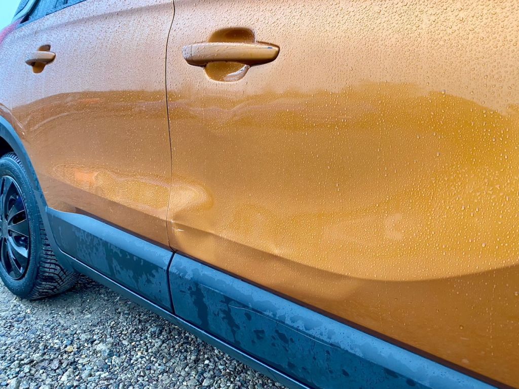 Fahrzeugabbildung Opel Crossland X 1.2 Selection AAC ISOFIX PDC SHZ GRA