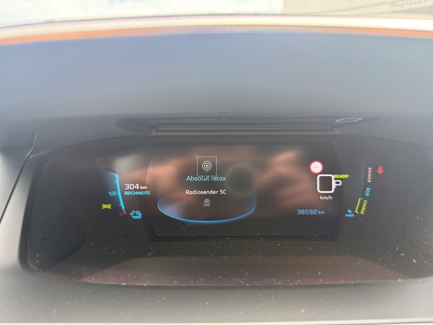 Fahrzeugabbildung Peugeot 208 -e Allure Pack SHZ+Kamera+11KW Schnelllader