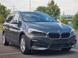 BMW 218 *AUTO*XENON*7 SITZE*HEAD UP*LEDER*SPORT LINE - BMW 218 Gran Tourer aus 2018