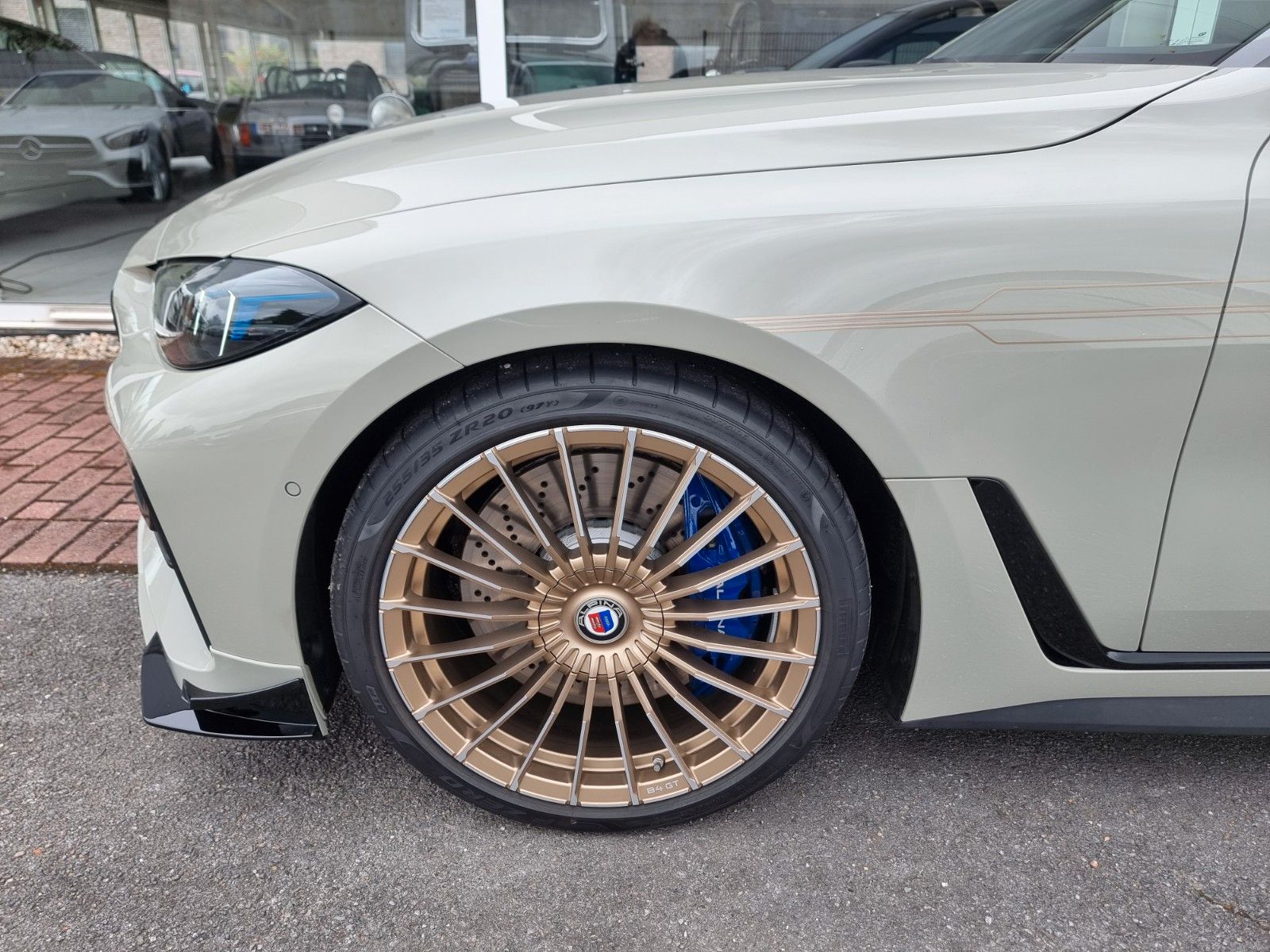 Fahrzeugabbildung ALPINA B4 3.0 Allrad GT/Neuzustand/Keramik+Foliert