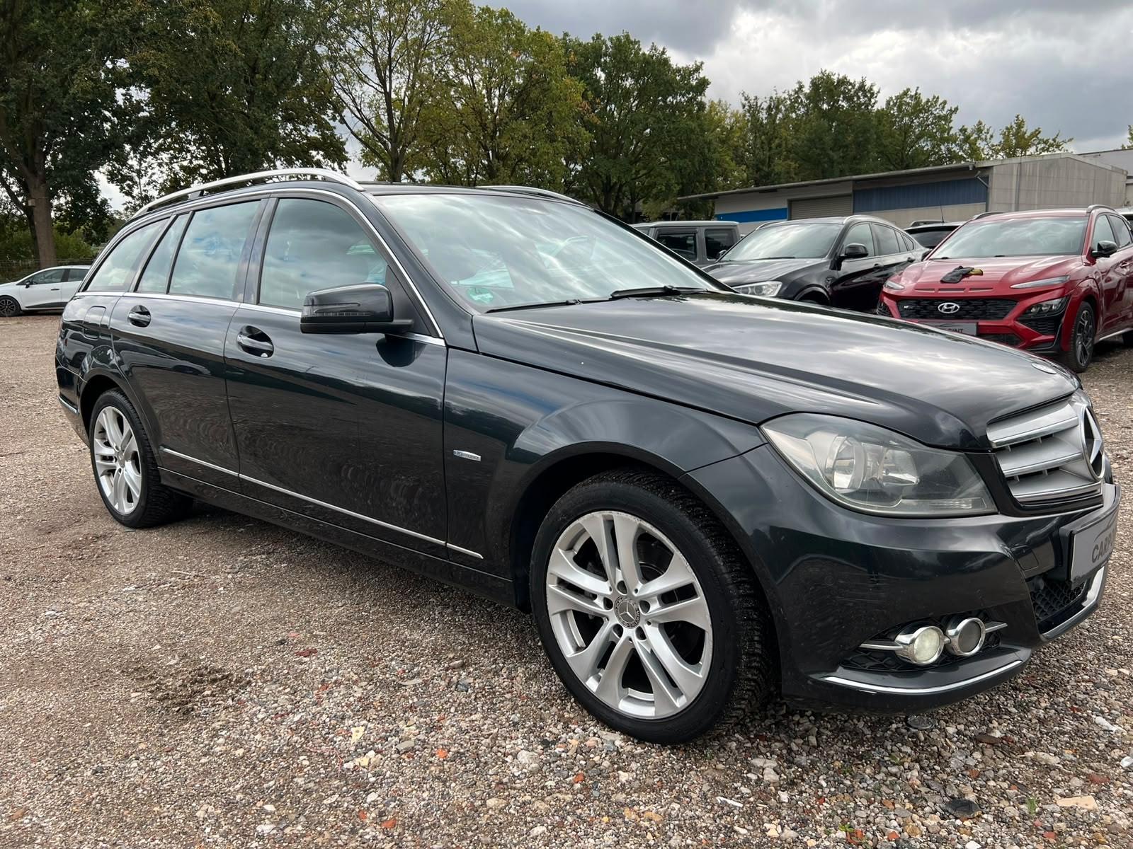 Mercedes-Benz C220 2011 — photo 8